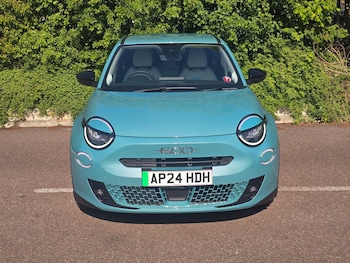 Used Fiat 600 2024 for sale - 77803785: Photo