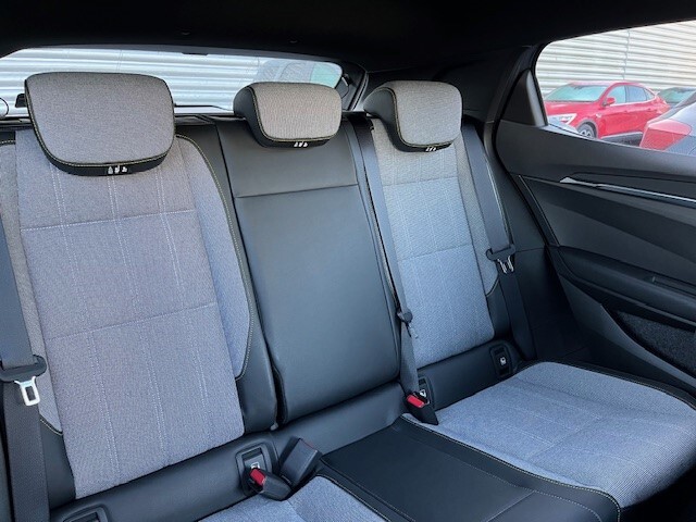 Used Renault Megane E Tech 2023 for sale - 76954492: Photo 47