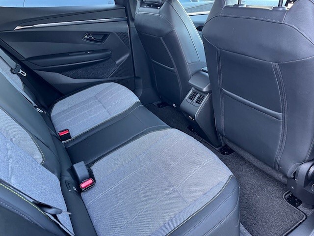 Used Renault Megane E Tech 2023 for sale - 76954492: Photo 50