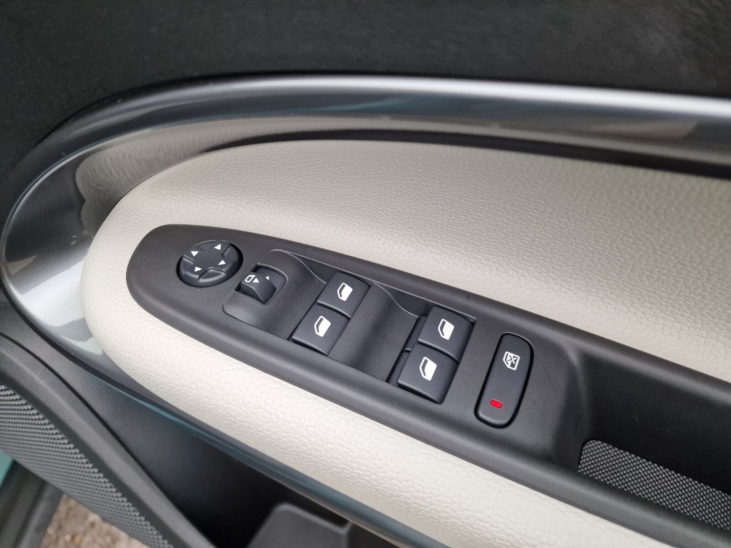 Used Fiat 600e 2024 for sale - 76540155: Photo 24