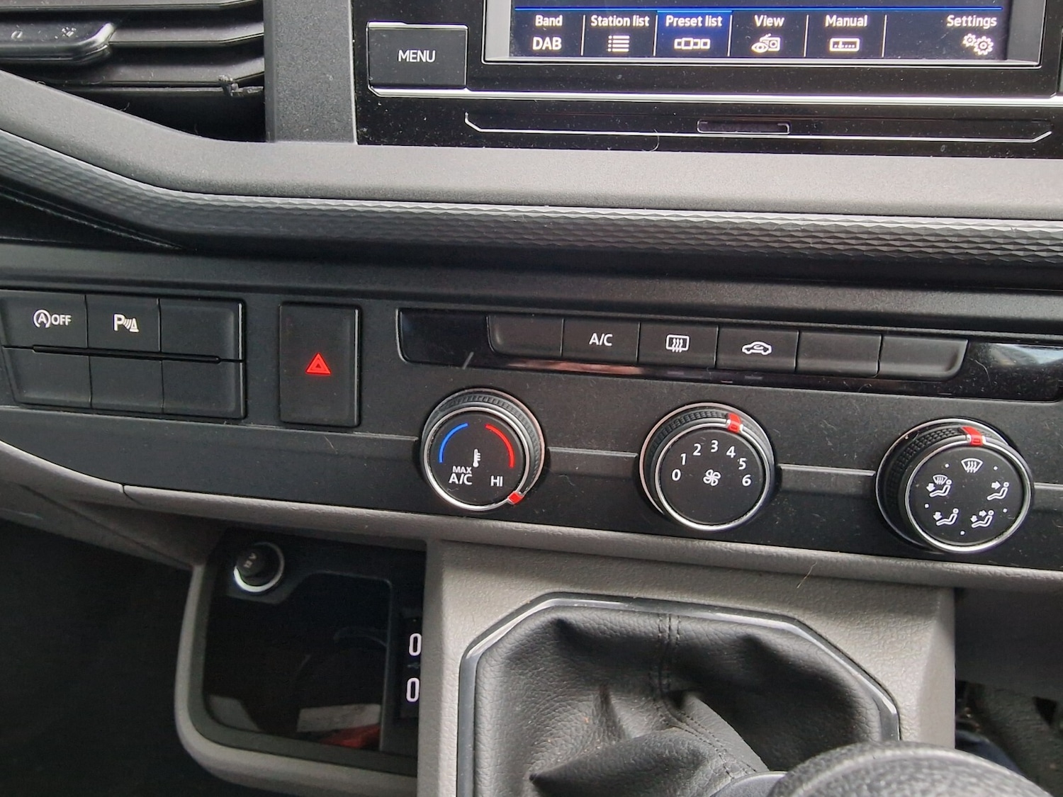 Used Volkswagen Transporter 2024 for sale - 76487447: Photo 44