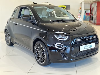 Used Fiat 500 2025 for sale - 76428195: Photo