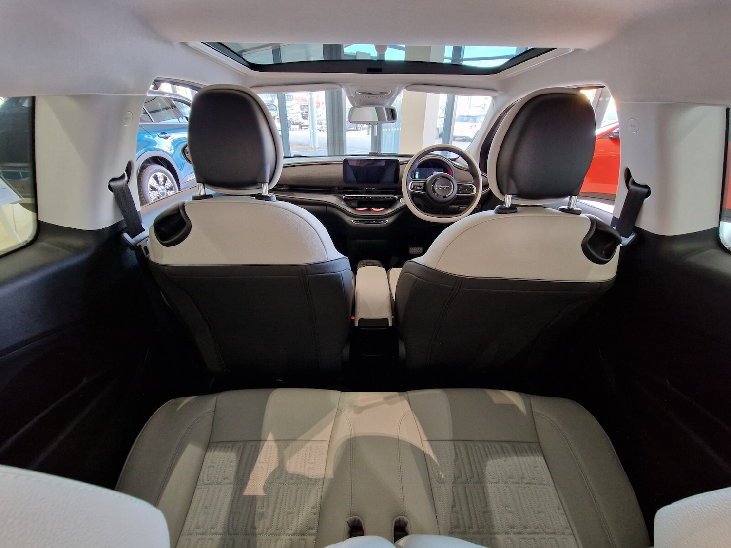 Used Fiat 500 2025 for sale - 76428195: Photo 30