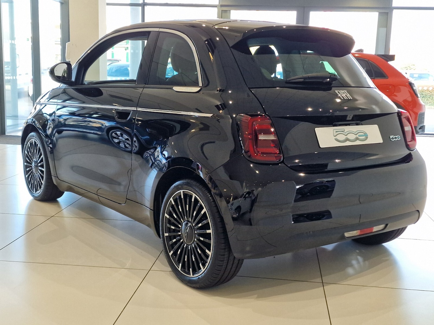 Used Fiat 500 2025 for sale - 76428195: Photo 5