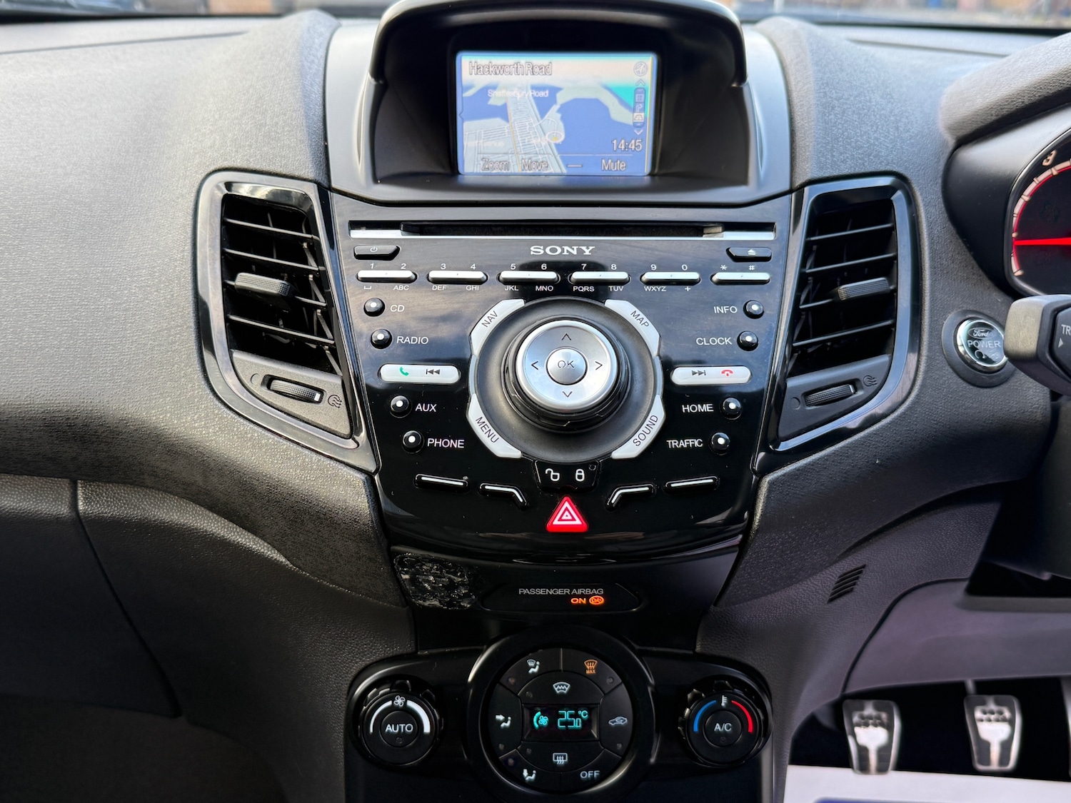 Used Ford Fiesta 2014 for sale - 77638890: Photo 12