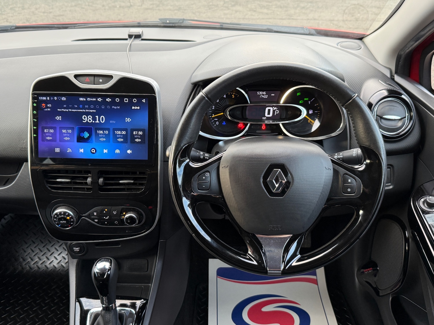 Used Renault Clio 2014 for sale - 77114437: Photo 11