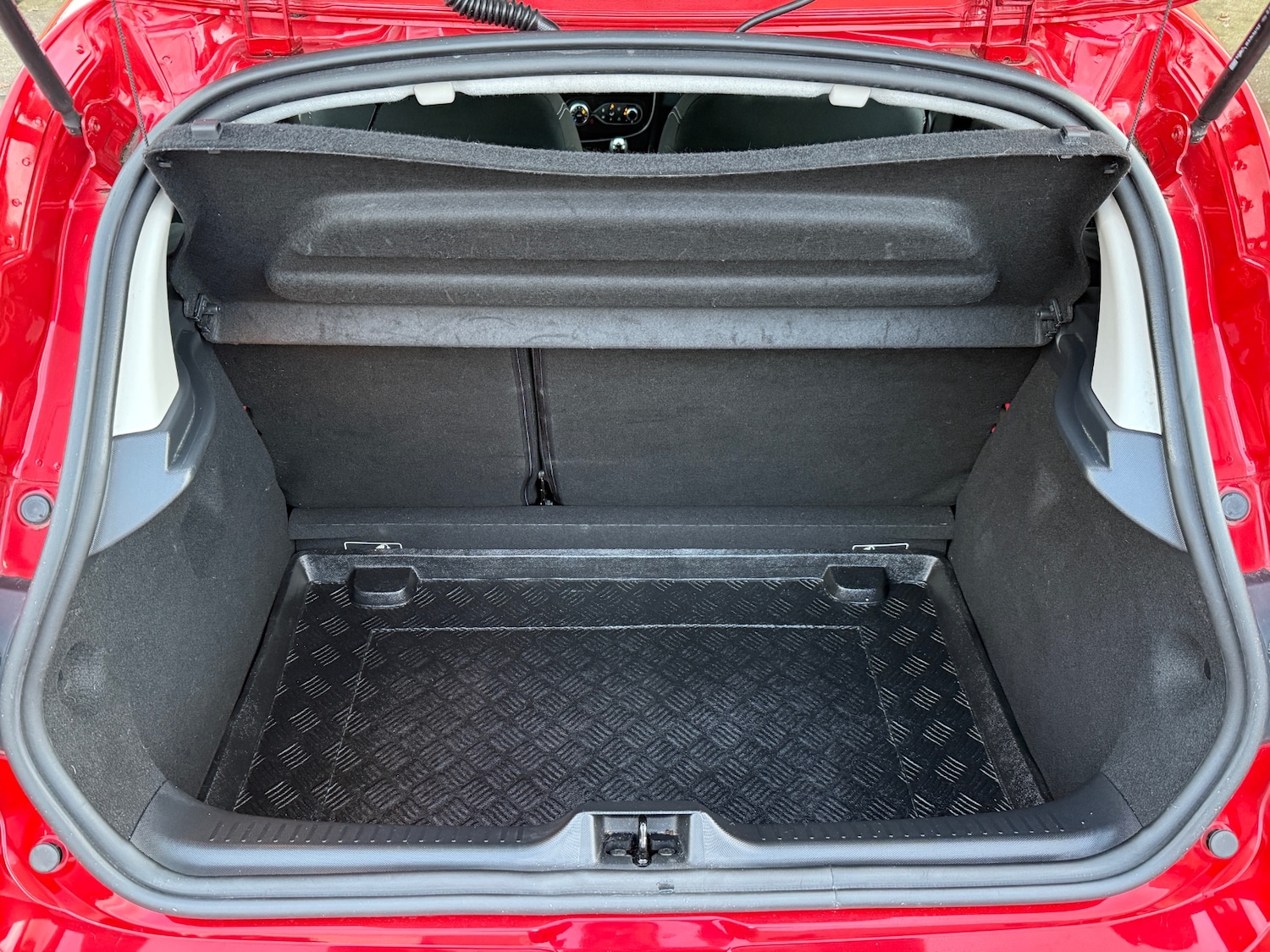 Used Renault Clio 2014 for sale - 77114437: Photo 20