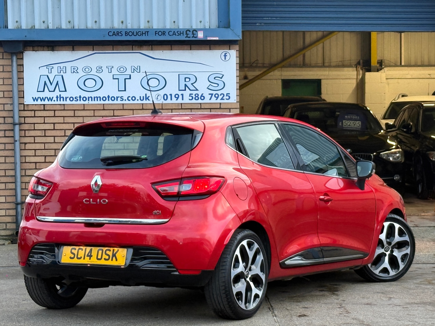 Used Renault Clio 2014 for sale - 77114437: Photo 4