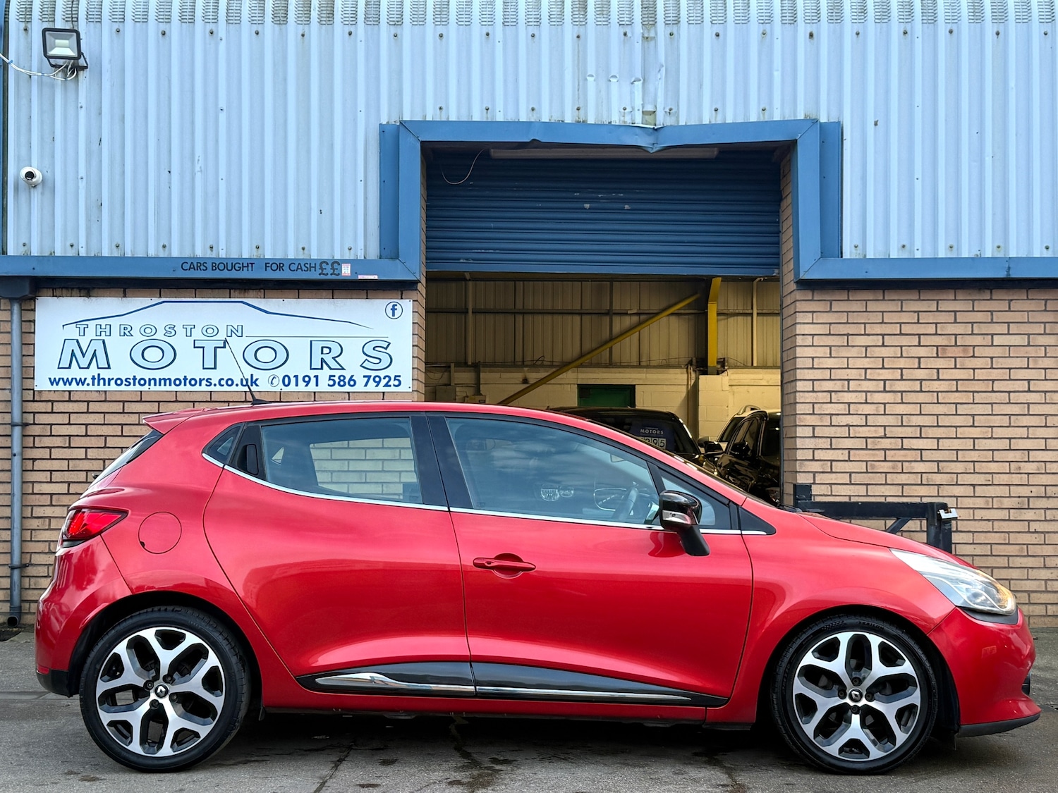 Used Renault Clio 2014 for sale - 77114437: Photo 6