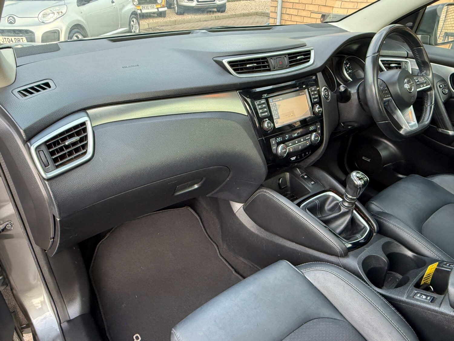 Used Nissan Qashqai 2018 for sale - 77888477: Photo 15