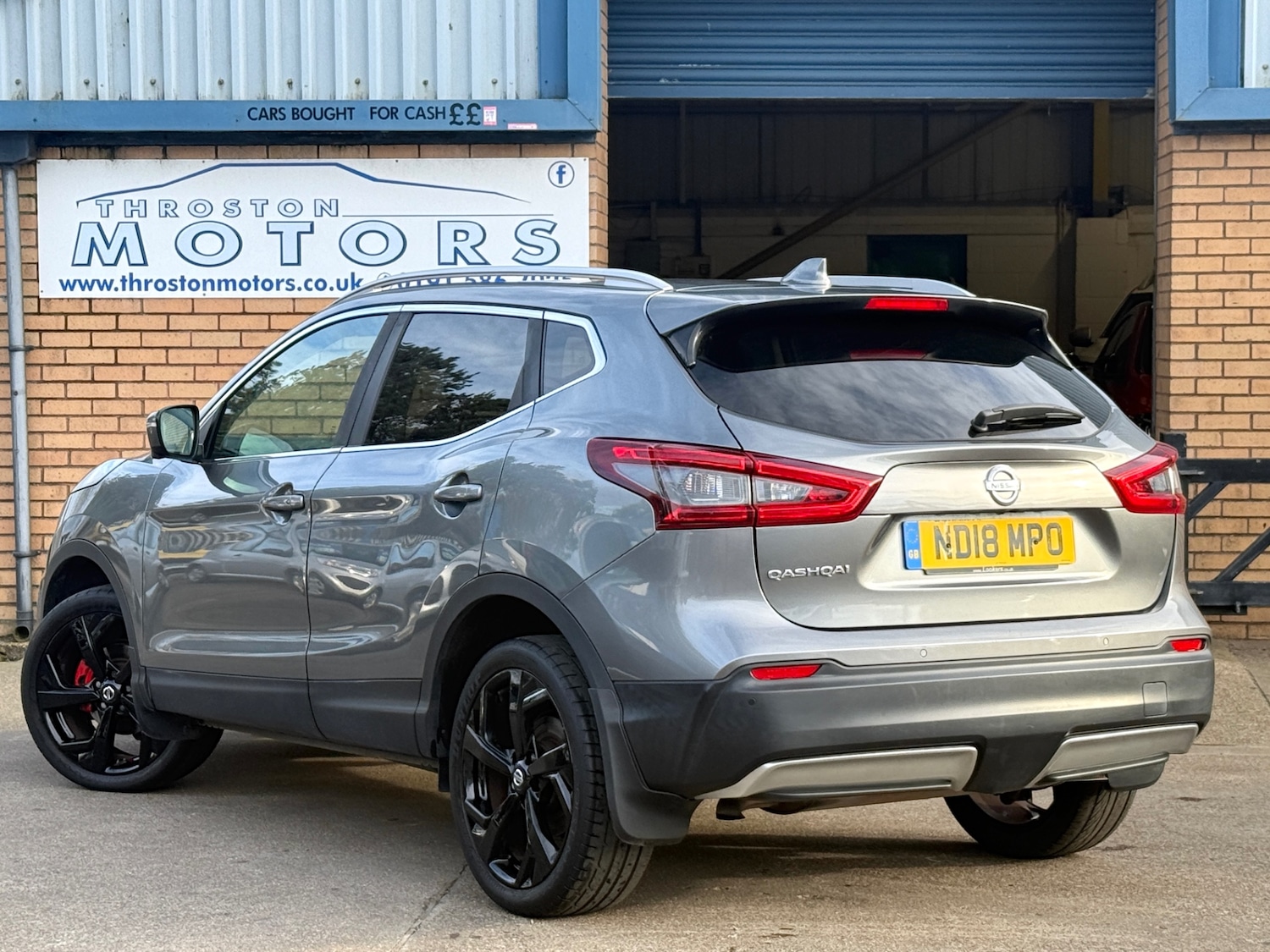 Used Nissan Qashqai 2018 for sale - 77888477: Photo 3