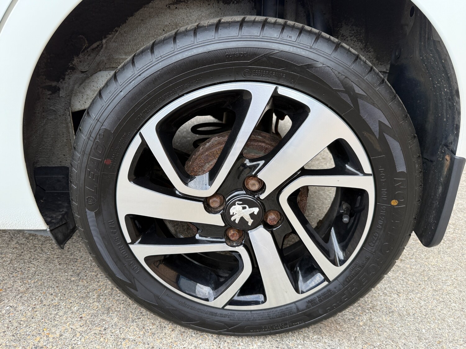 Used Peugeot 108 2014 for sale - 76391415: Photo 24