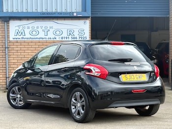 Used Peugeot 208 2013 for sale - 78496686: Photo