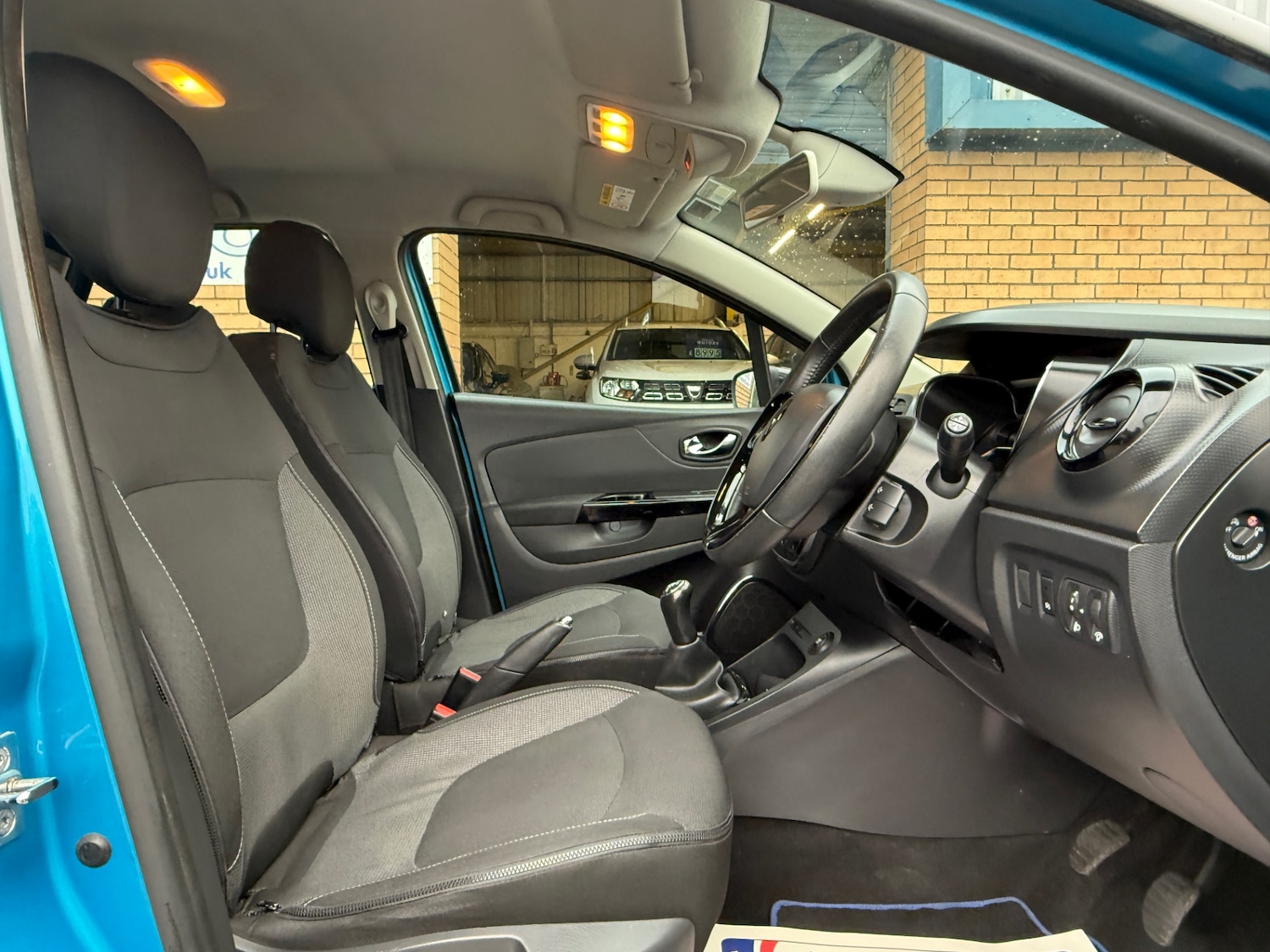 Used Renault Captur 2015 for sale - 76763343: Photo 17