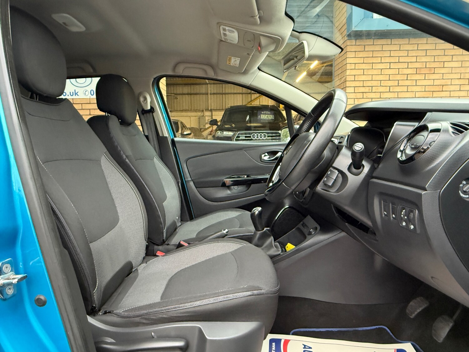 Used Renault Captur 2015 for sale - 76663727: Photo 17