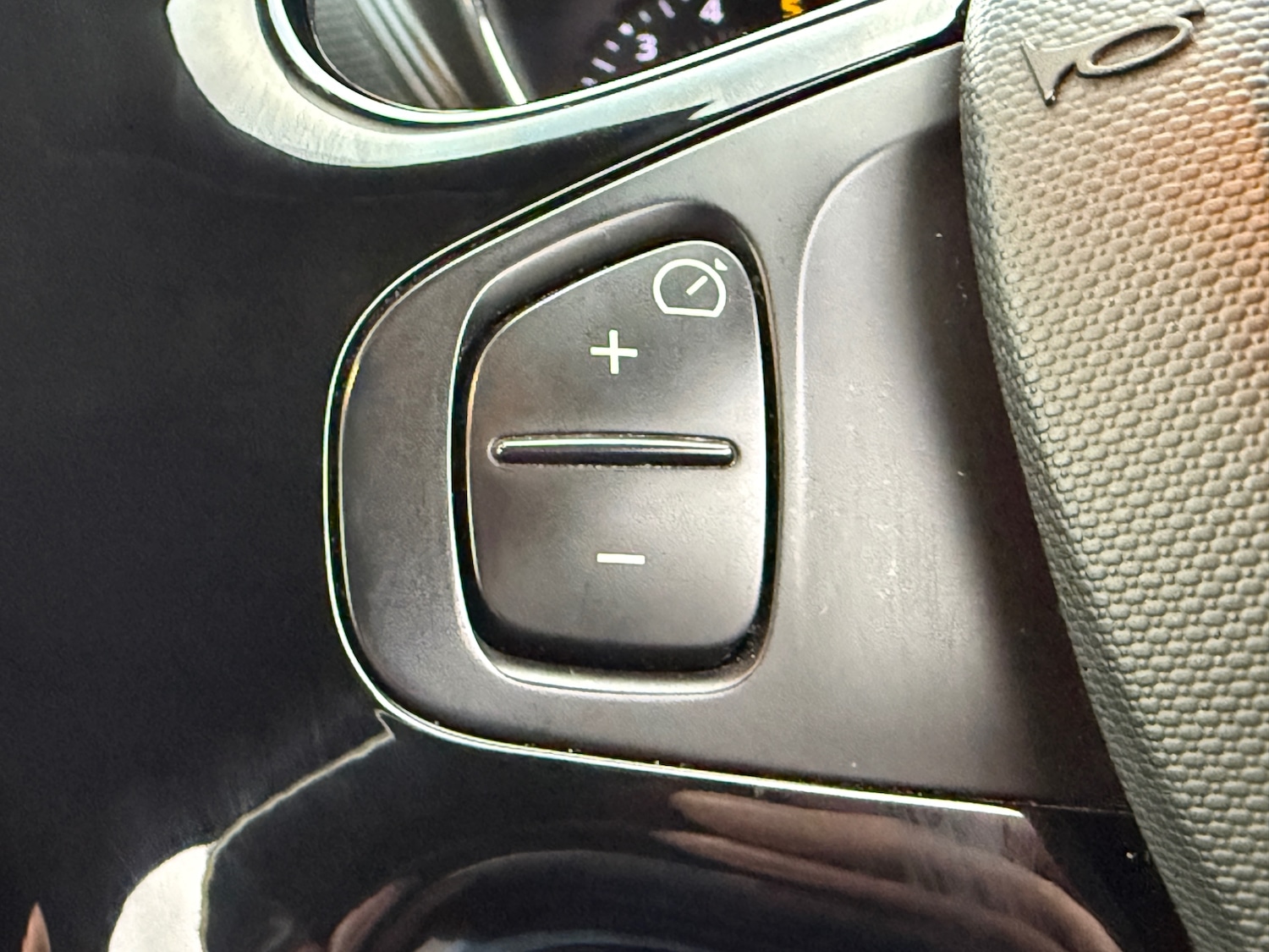 Used Renault Captur 2015 for sale - 76663727: Photo 34