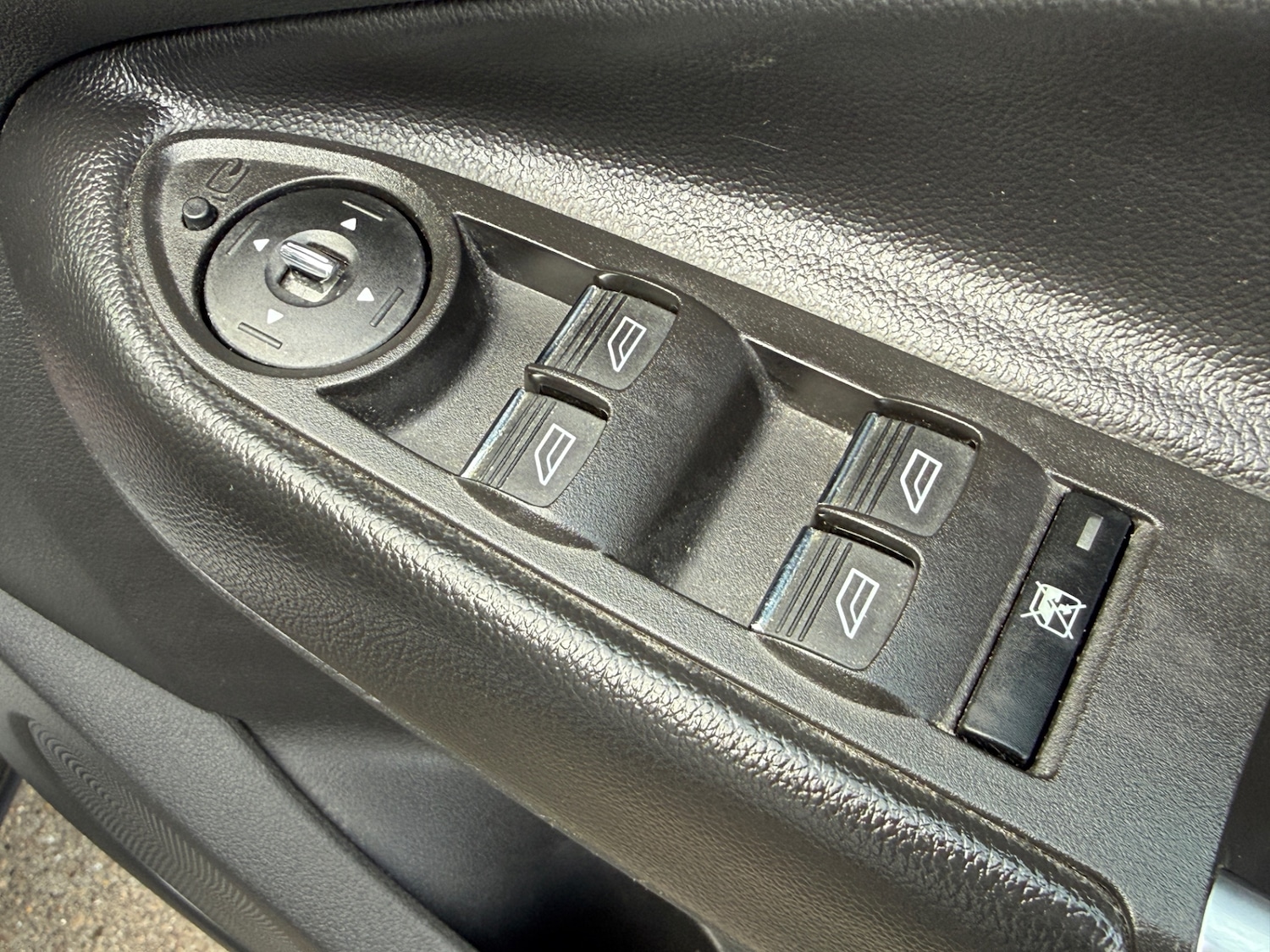 Used Ford Kuga 2013 for sale - 77888258: Photo 31