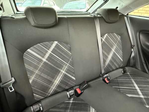 Used Vauxhall Corsa 2015 for sale - 76130338: Photo 19