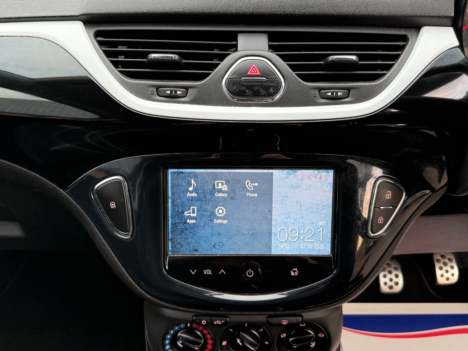 Used Vauxhall Corsa 2015 for sale - 76130338: Photo 28