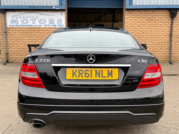 Used Mercedes-Benz C-Class 2012 for sale - 75628101: Photo 8