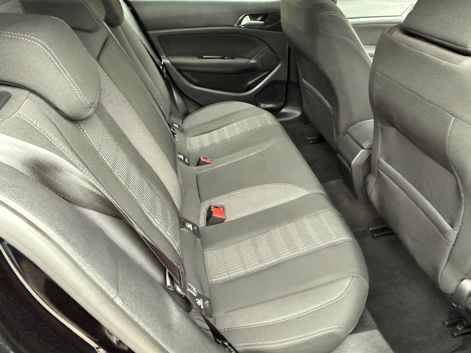 Used Peugeot 308 2016 for sale - 76736780: Photo 19