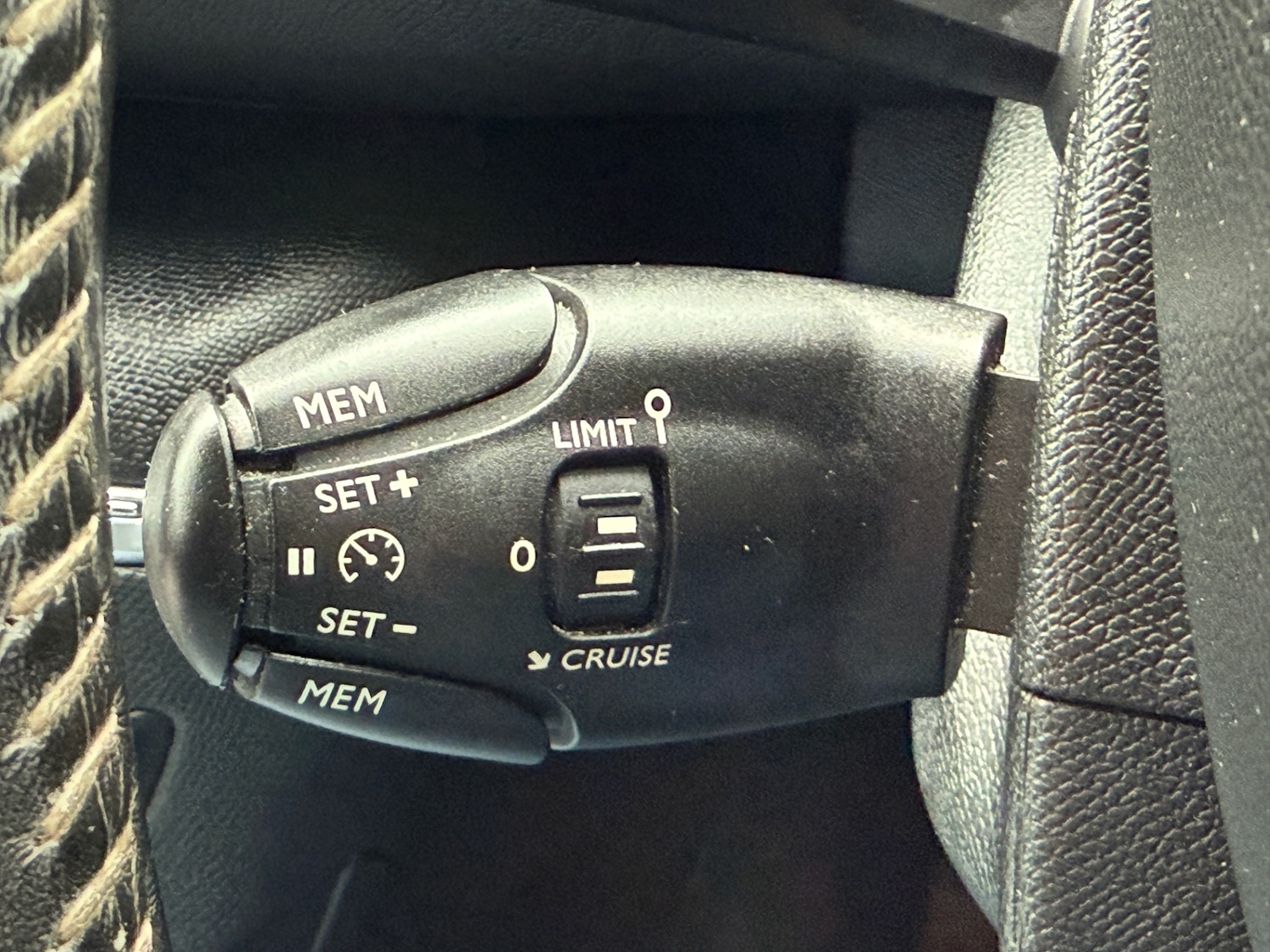 Used Peugeot 308 2016 for sale - 76736780: Photo 30