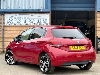 Used Peugeot 208 2018 for sale - 79229375: Photo