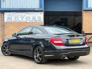 Used Mercedes-Benz C Class 2013 for sale - 79056814: Photo