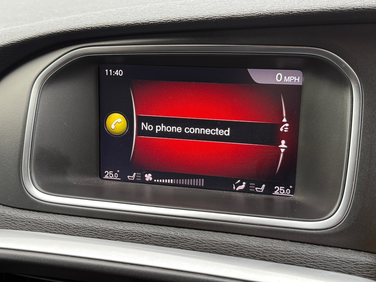 Used Volvo V40 2017 for sale - 76776511: Photo 13