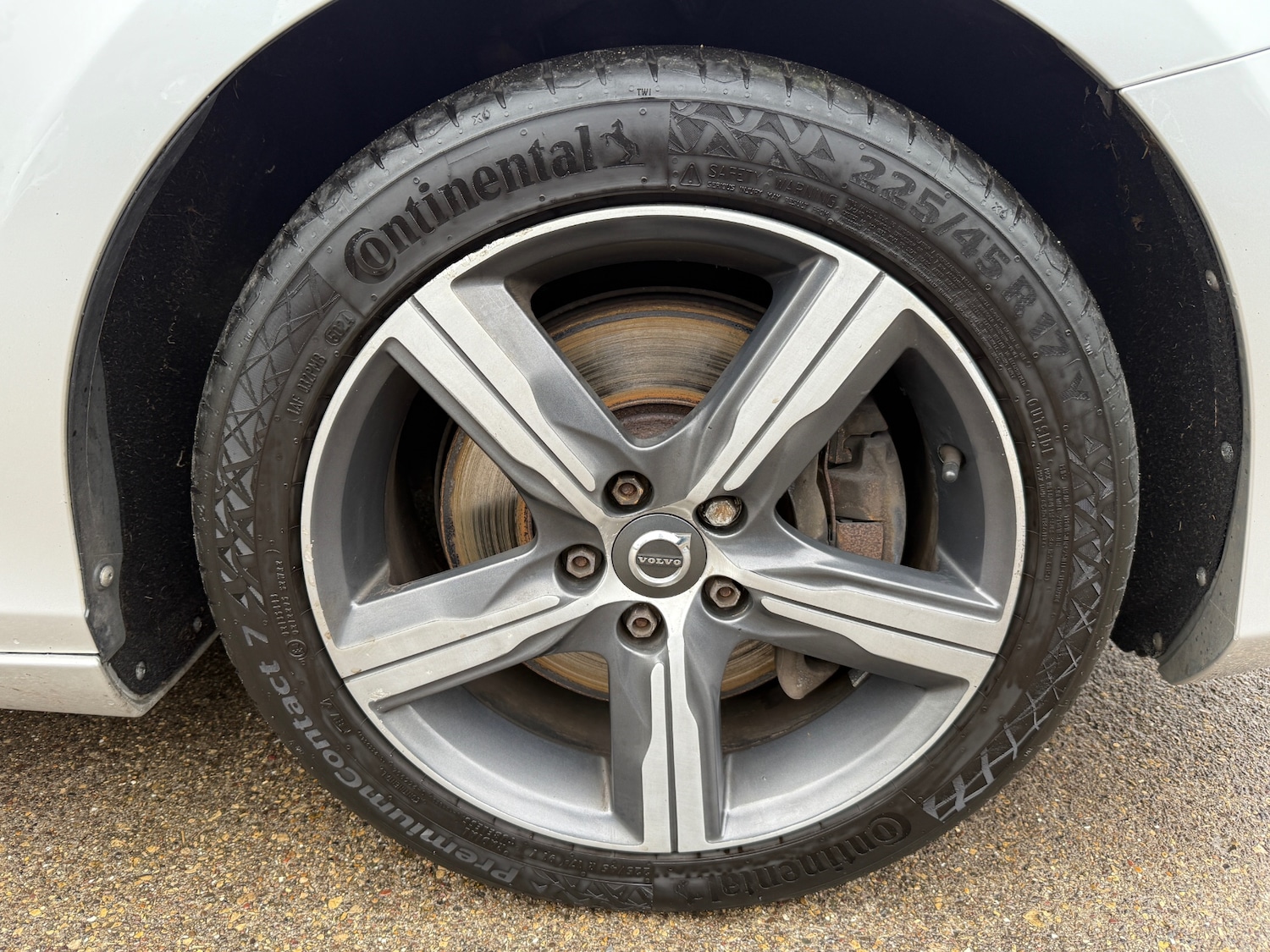 Used Volvo V40 2017 for sale - 76776511: Photo 21