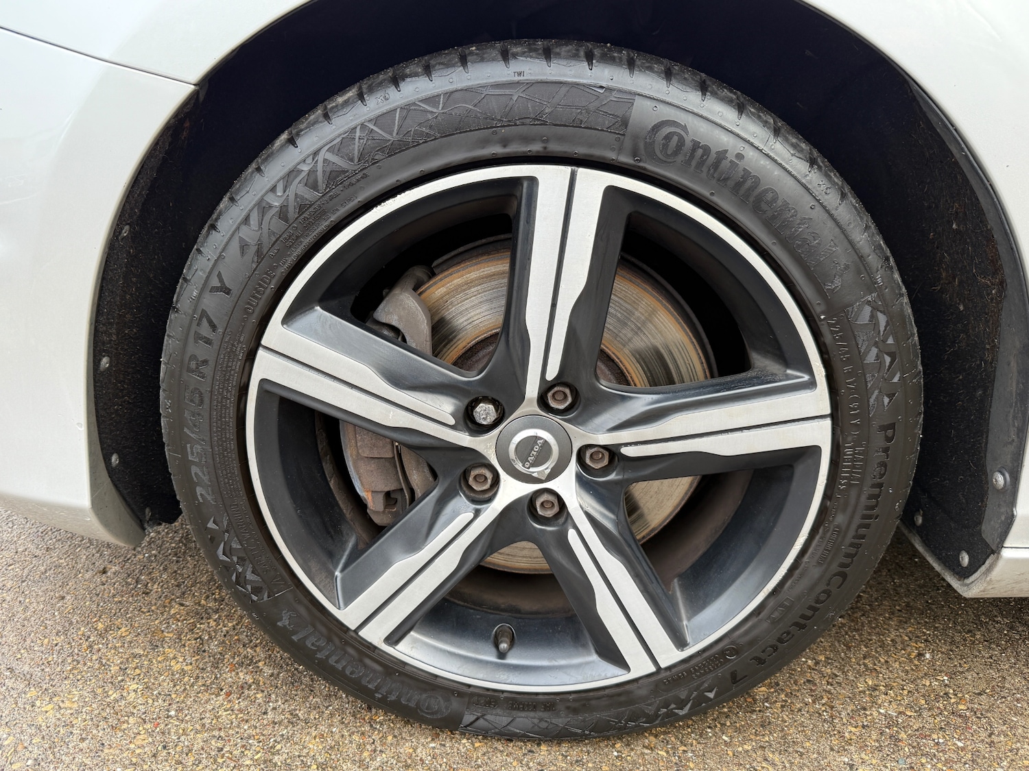 Used Volvo V40 2017 for sale - 76776511: Photo 22