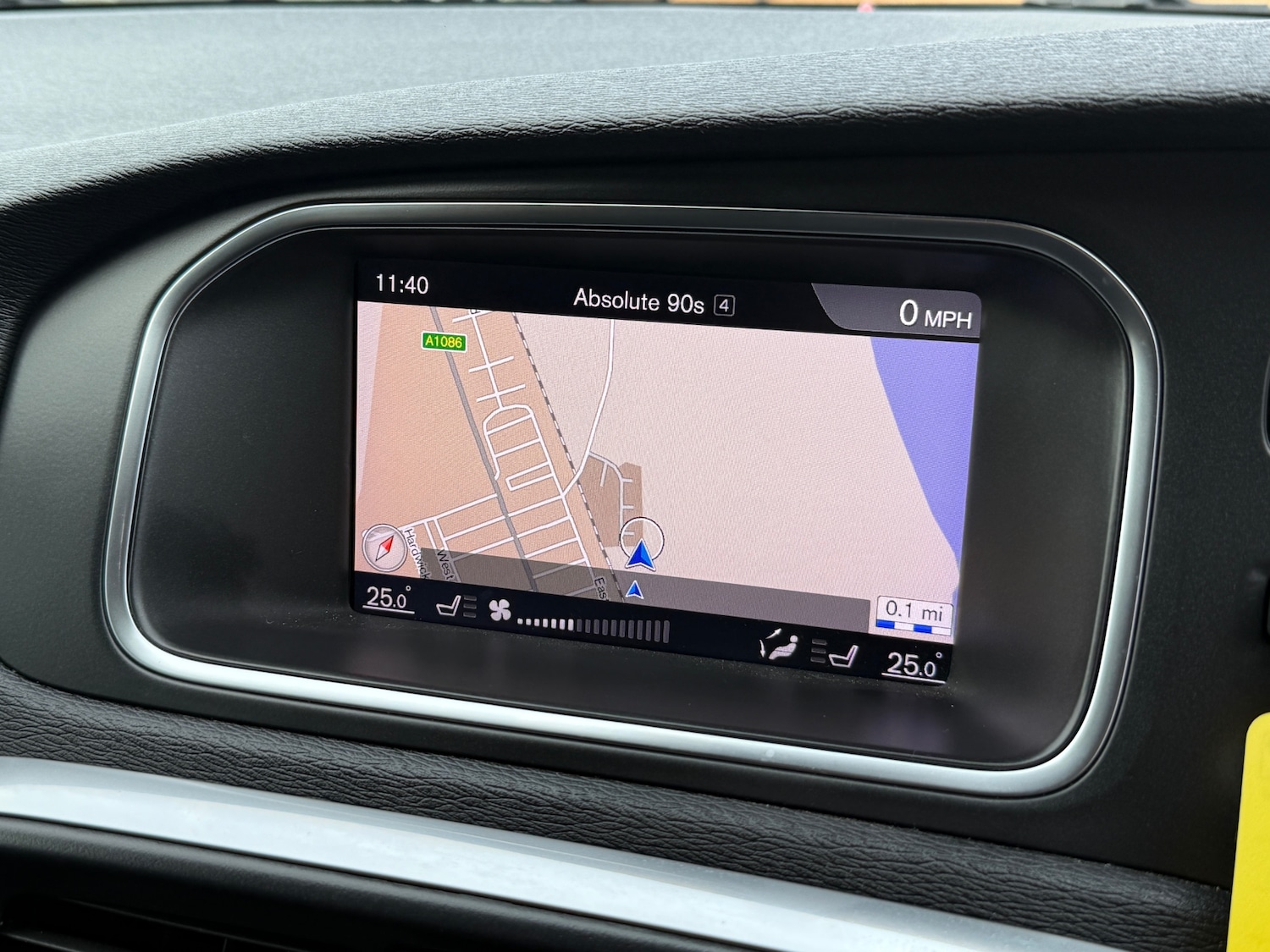 Used Volvo V40 2017 for sale - 76776511: Photo 31