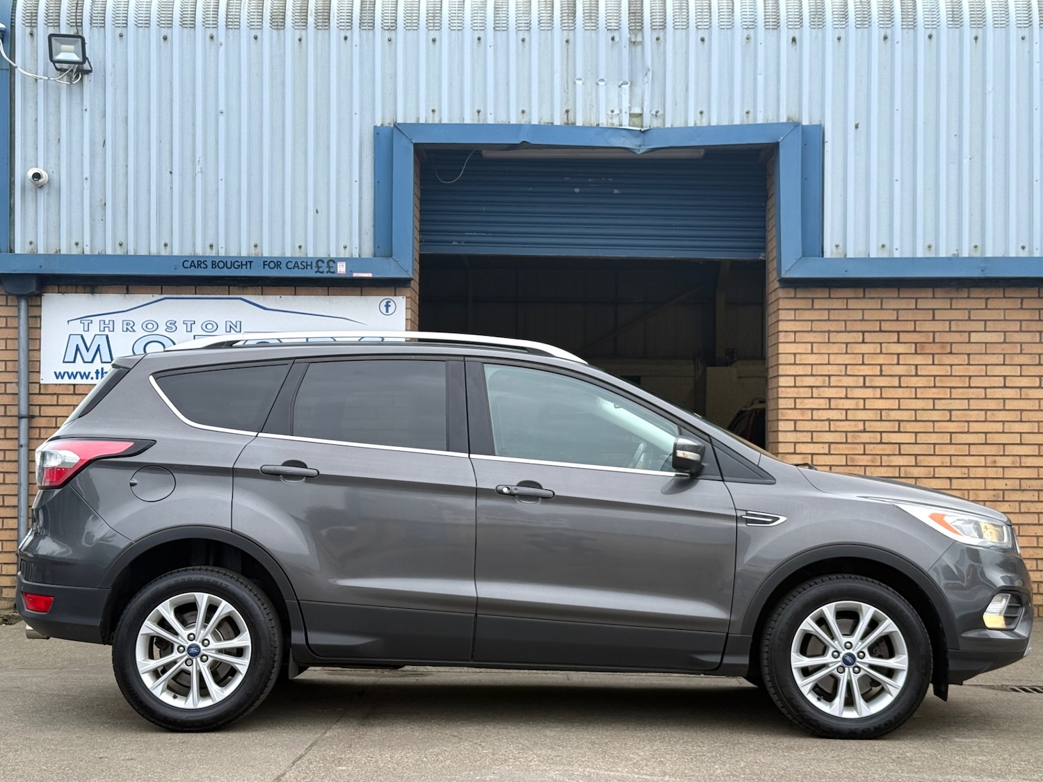 Used Ford Kuga 2017 for sale - 77945485: Photo 6