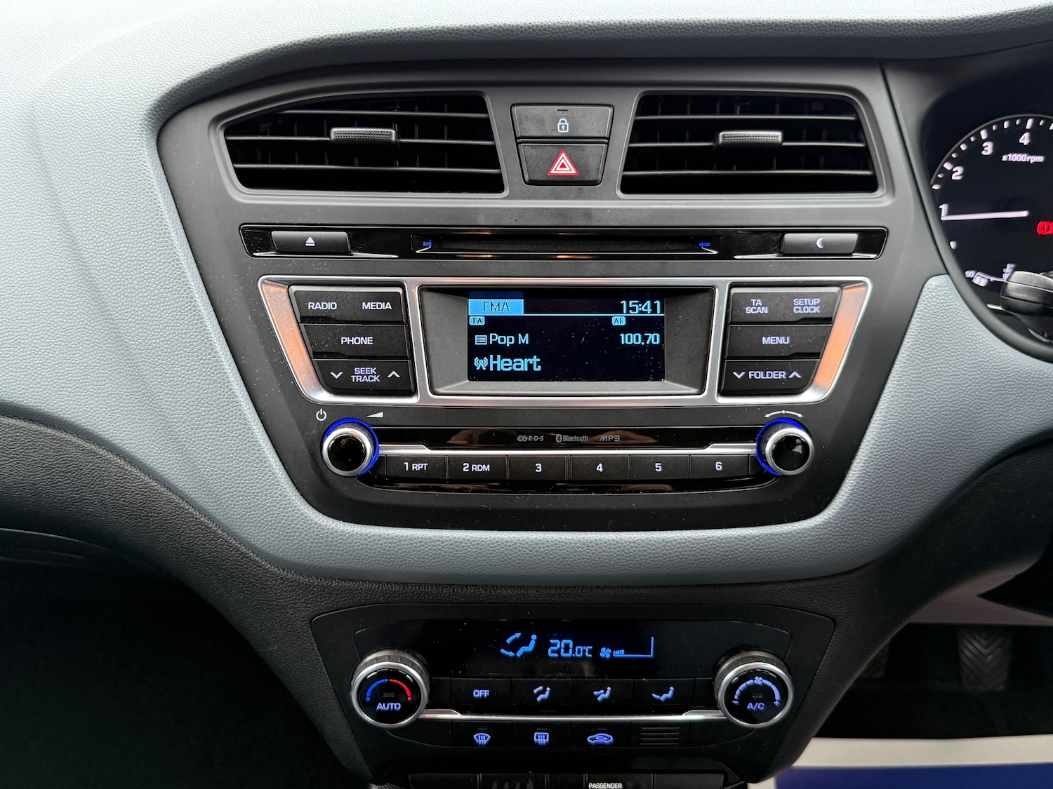 Used Hyundai i20 2015 for sale - 76449418: Photo 12