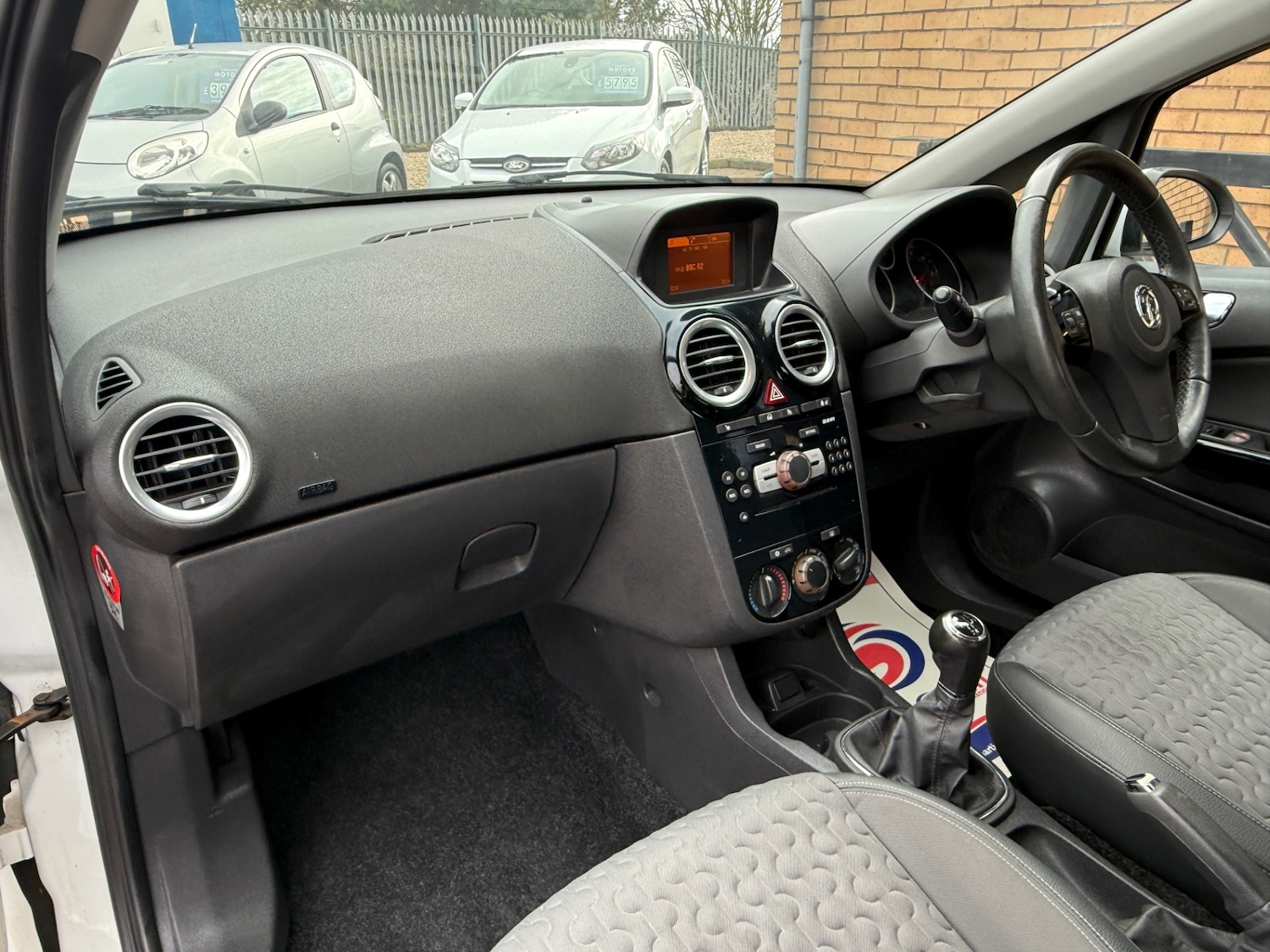 Used Vauxhall Corsa 2013 for sale - 77715327: Photo 14