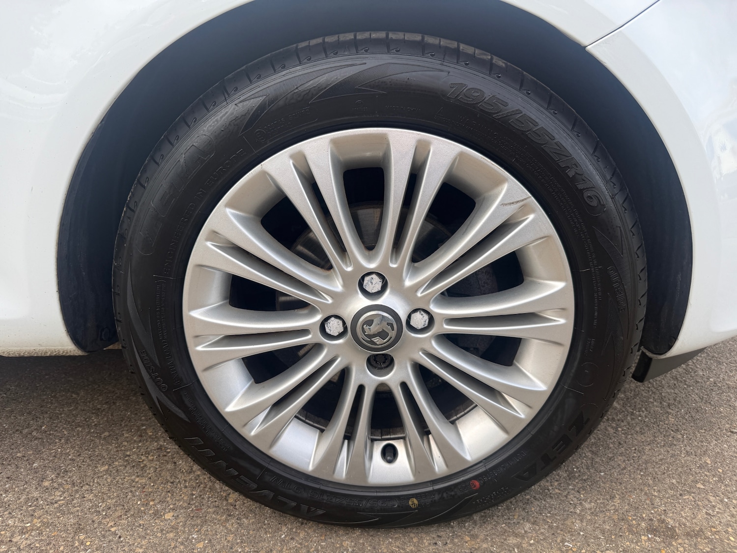 Used Vauxhall Corsa 2013 for sale - 77715327: Photo 21