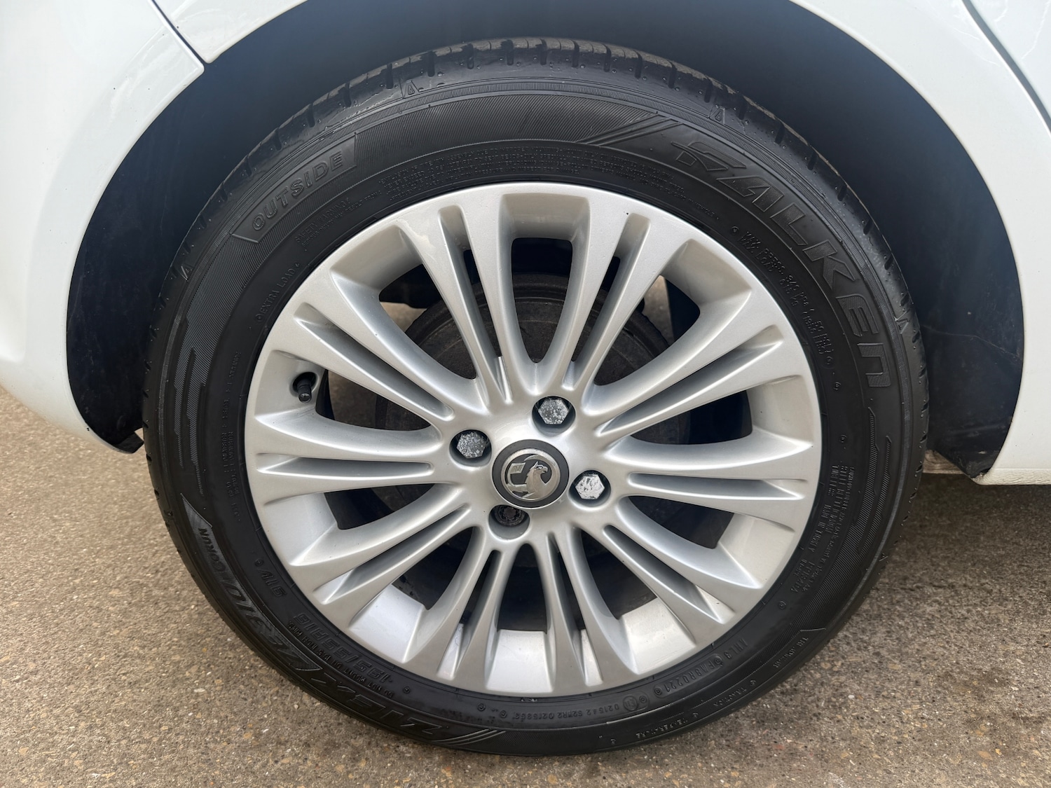 Used Vauxhall Corsa 2013 for sale - 77715327: Photo 23