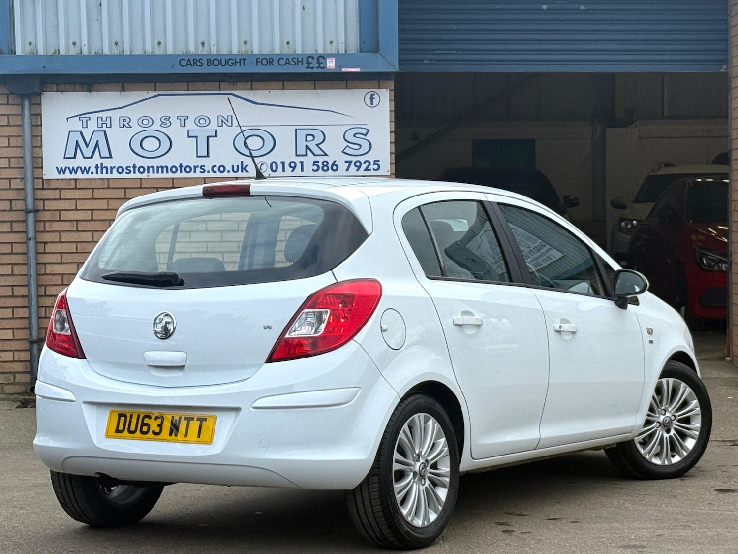 Used Vauxhall Corsa 2013 for sale - 77715327: Photo 4