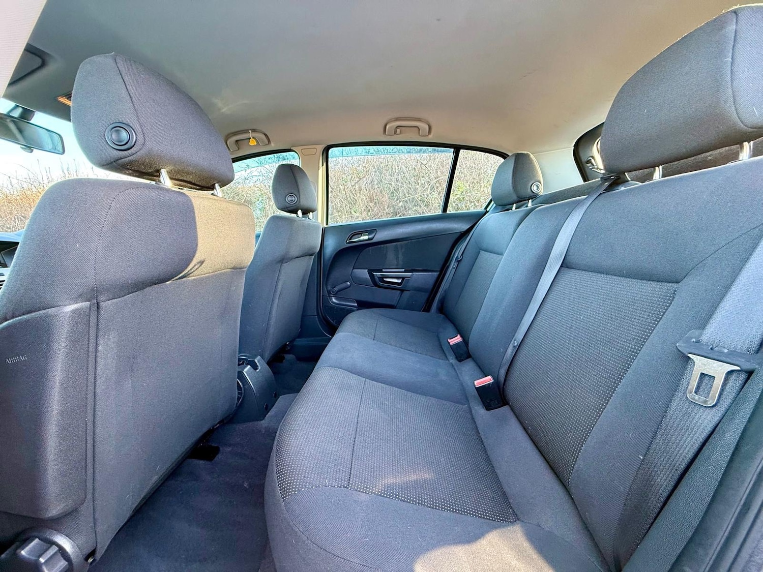 Used Vauxhall Astra 2010 for sale - 77180318: Photo 13