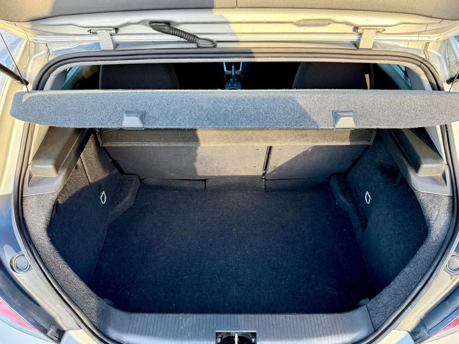 Used Vauxhall Astra 2010 for sale - 77180318: Photo 15