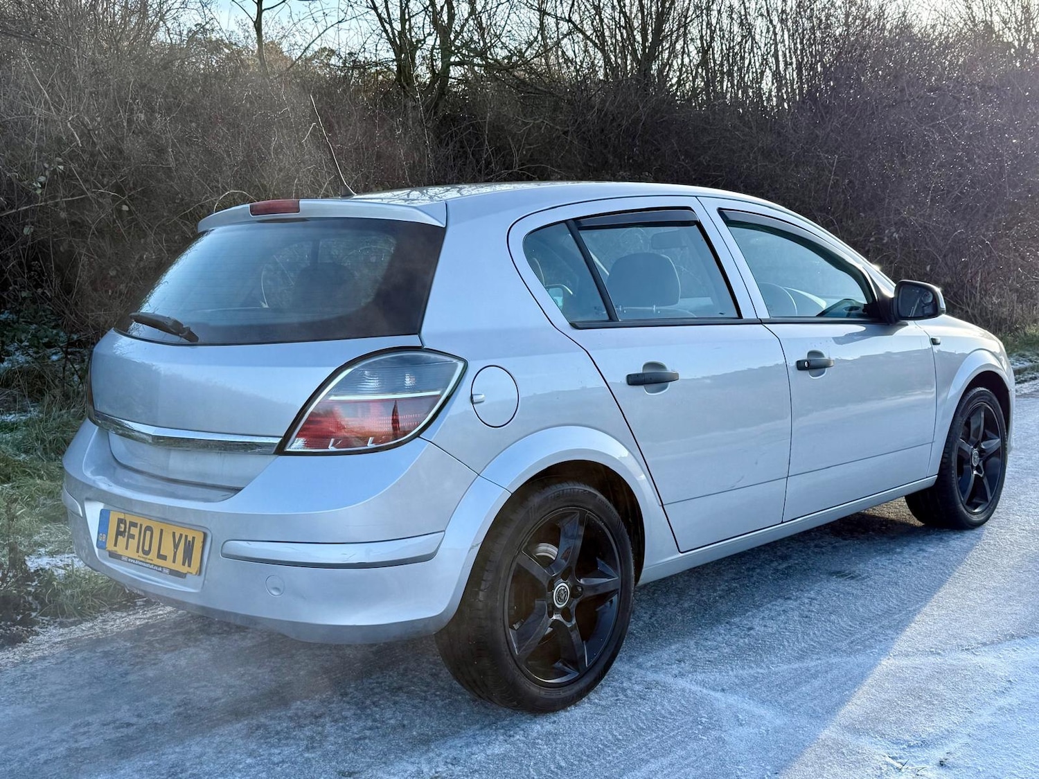 Used Vauxhall Astra 2010 for sale - 77180318: Photo 4
