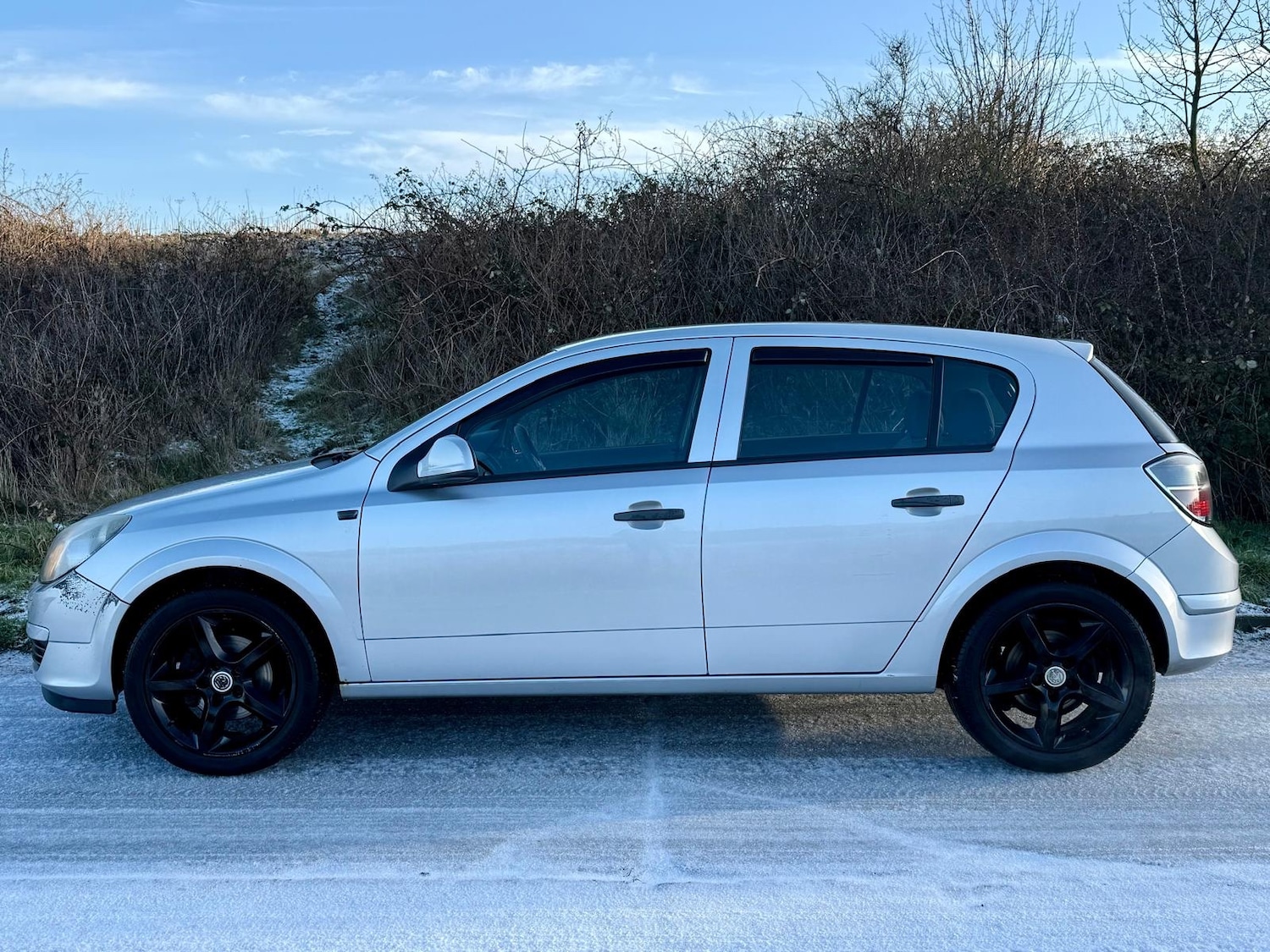 Used Vauxhall Astra 2010 for sale - 77180318: Photo 5