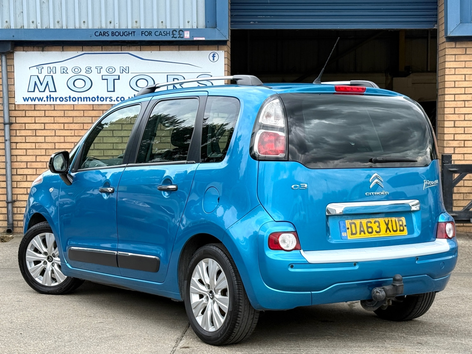 Vehicle 3