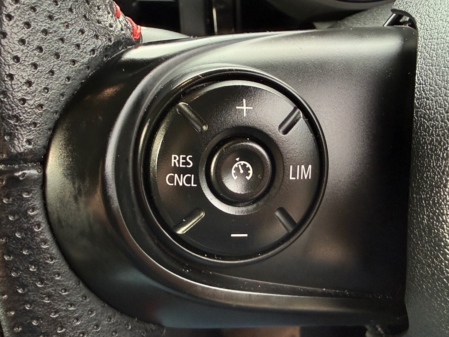 Used MINI Hatch 2016 for sale - 77803909: Photo 28