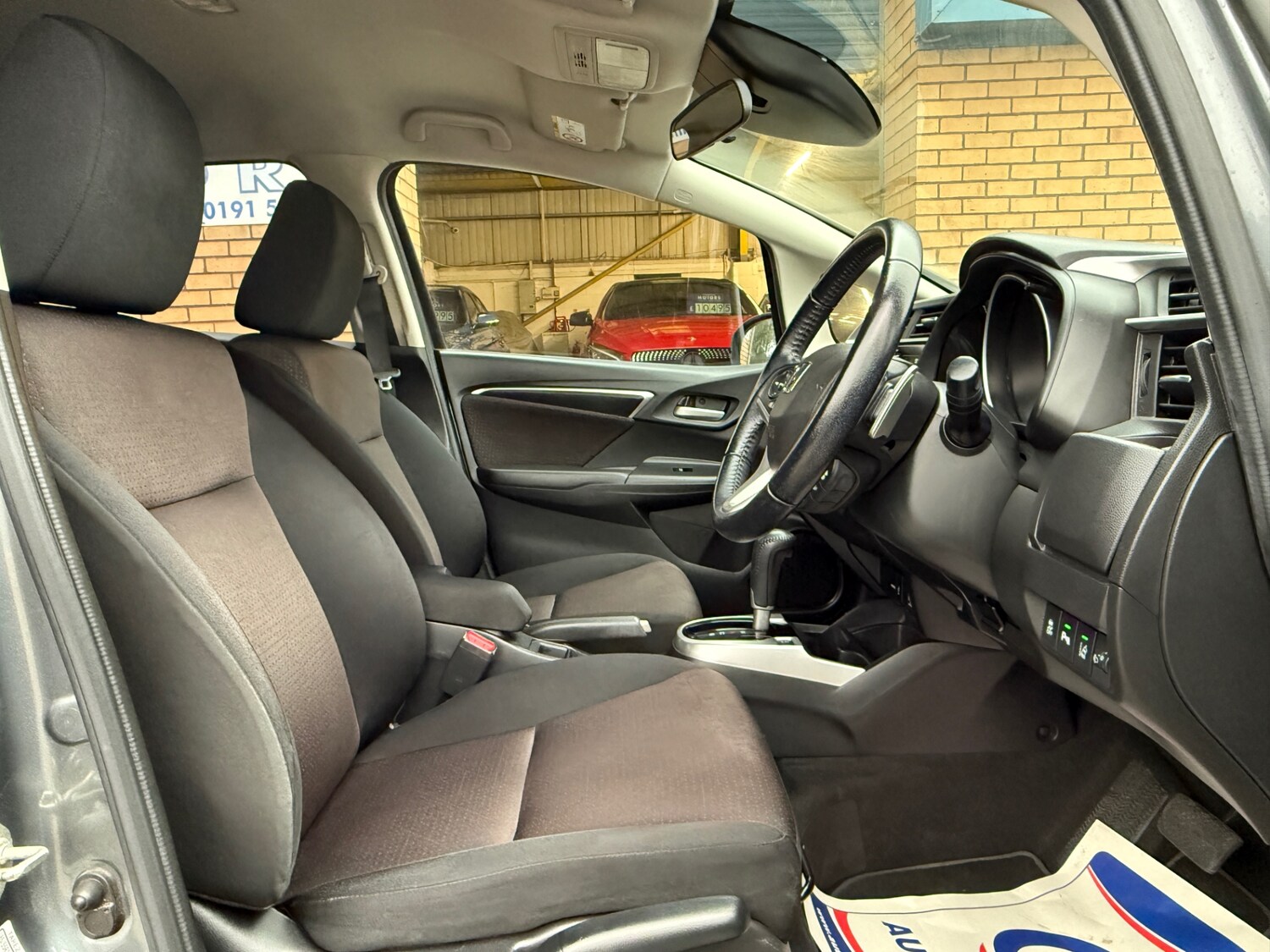 Used Honda Jazz 2017 for sale - 77282504: Photo 17