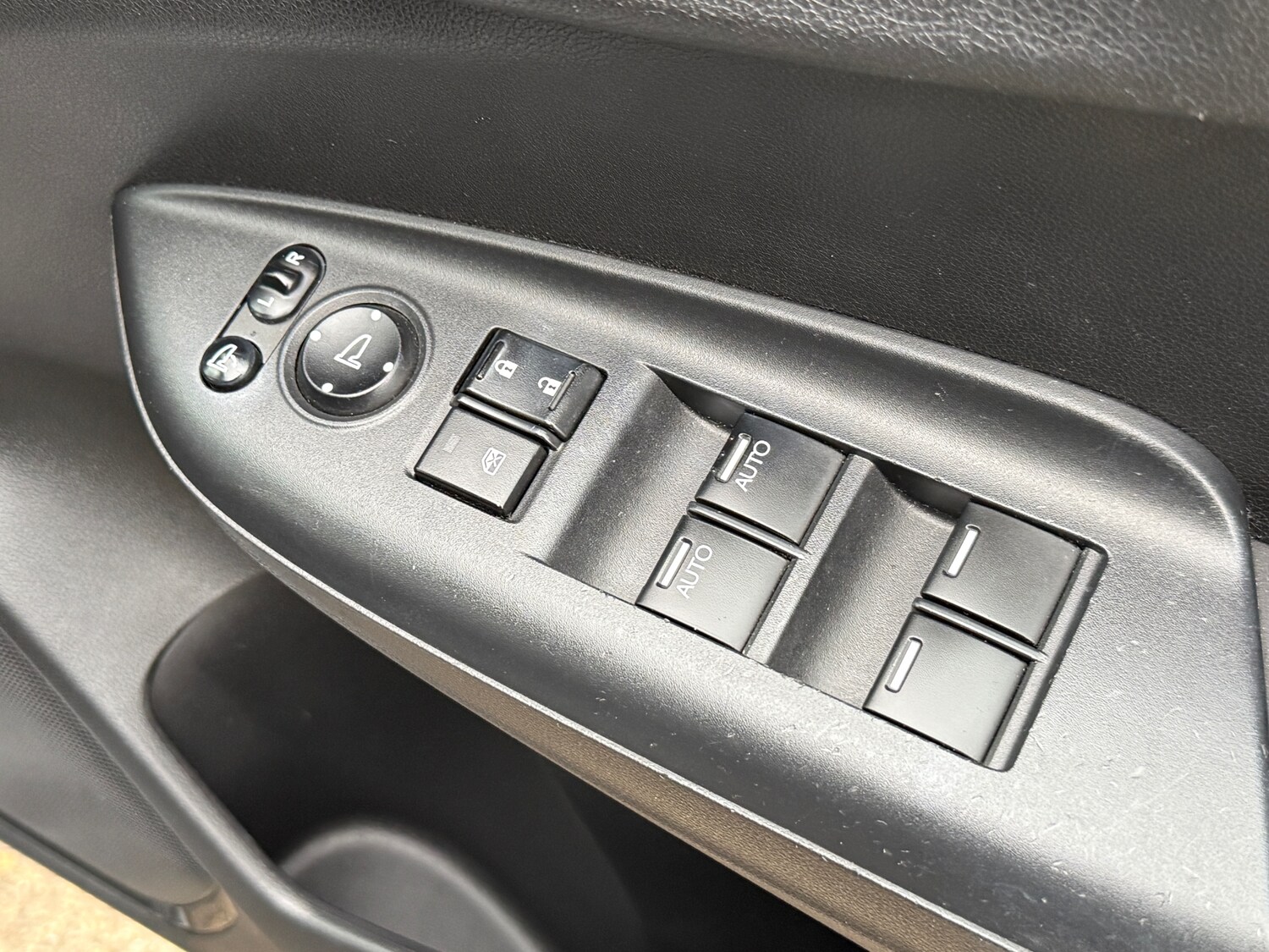 Used Honda Jazz 2017 for sale - 77282504: Photo 31