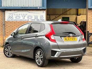 Used Honda Jazz 2017 for sale - 77282504: Photo