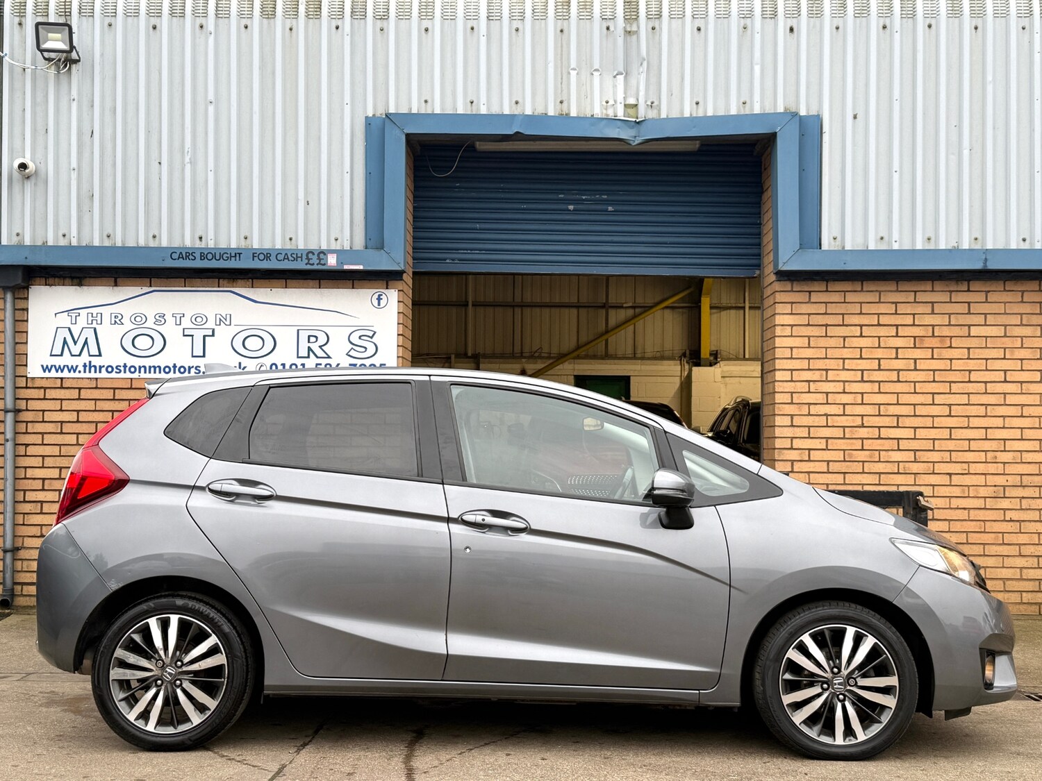 Used Honda Jazz 2017 for sale - 77282504: Photo 6