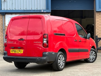 Used Peugeot Partner 2016 for sale - 79342629: Photo