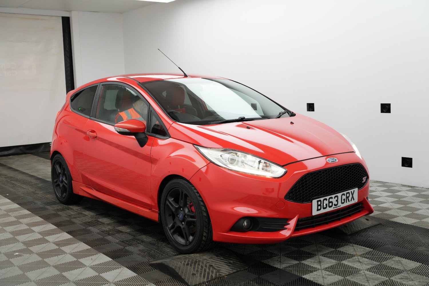 Used Ford Fiesta 2013 for sale - 76600073: Photo 1